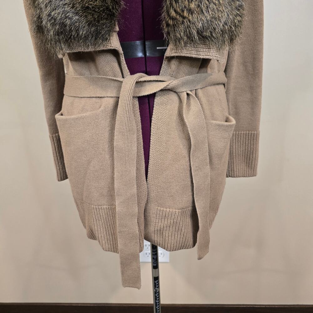 Women's Banana Republic Tan Belted Sweater Cardigan Faux Fur Trim | Size Small - Picture 5 of 7
